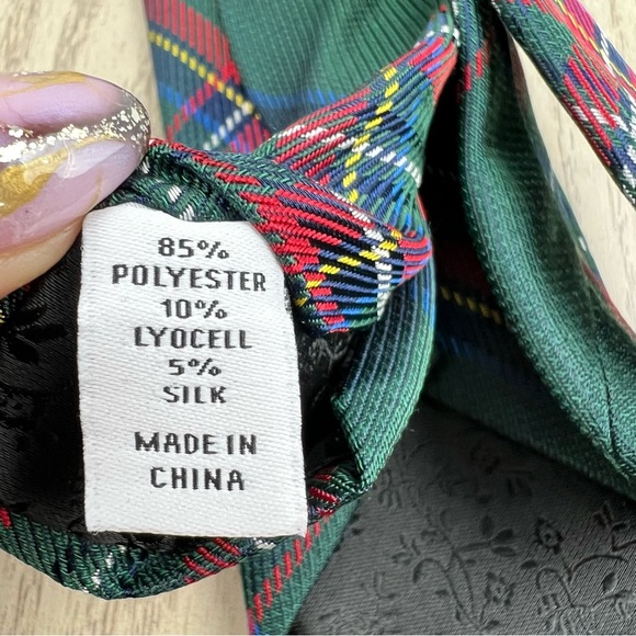 654 Bar III Men's Slim Tie 300 Green Farrin Plaid $55 Poly Blend - Picture 4 of 6